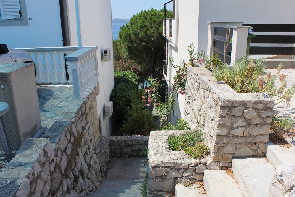 Apartments Vrgada Drage Room photo